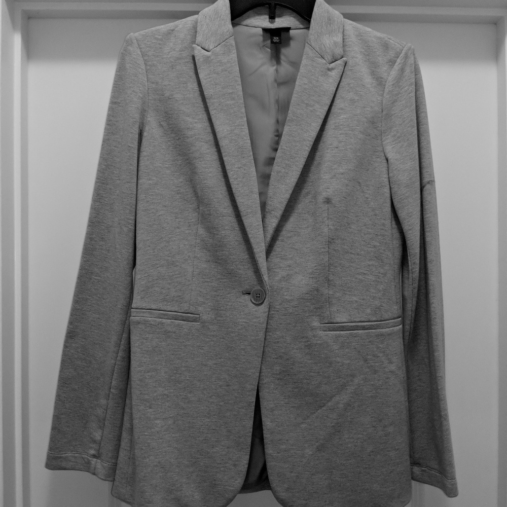 Grey blazer